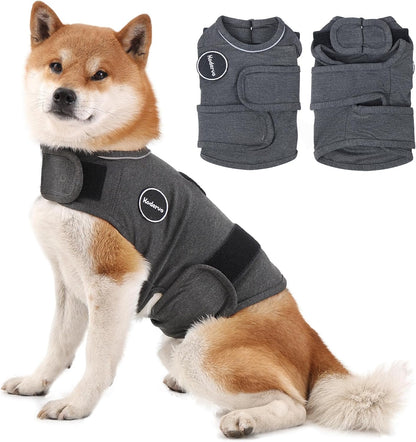 Adjustable straps on Kodervo dog anxiety shirt
