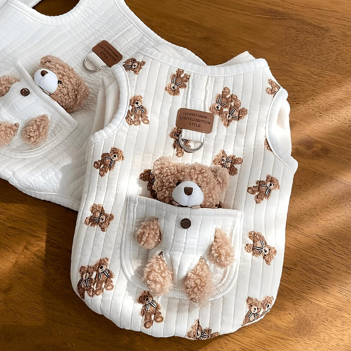 Soft and skin friendly cat apparel material texture