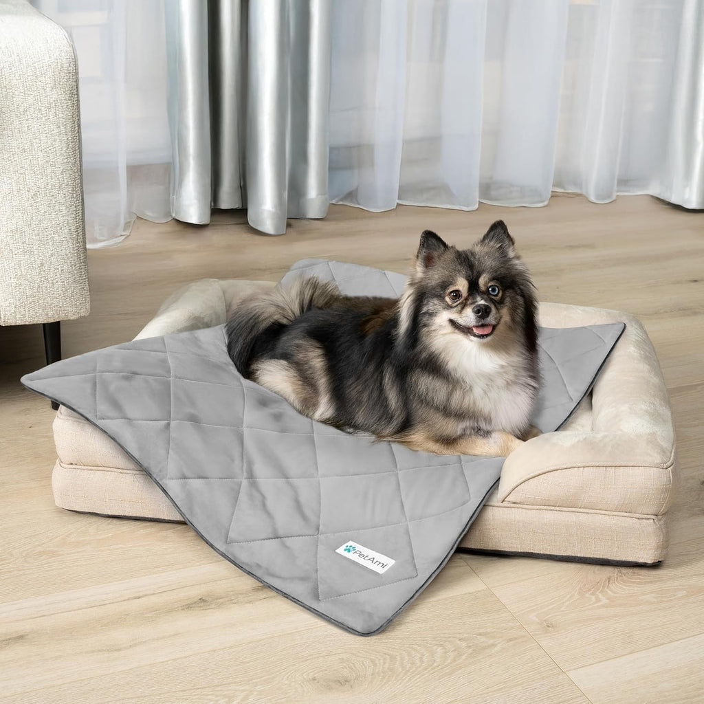 Close up of PetAmi reversible cooling and fluffy pet blanket texture