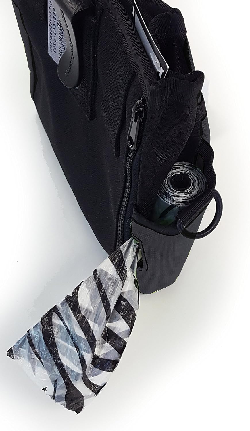 Doggone Good professional bait pouch detailing the interior velcro jackpot pocket for treats