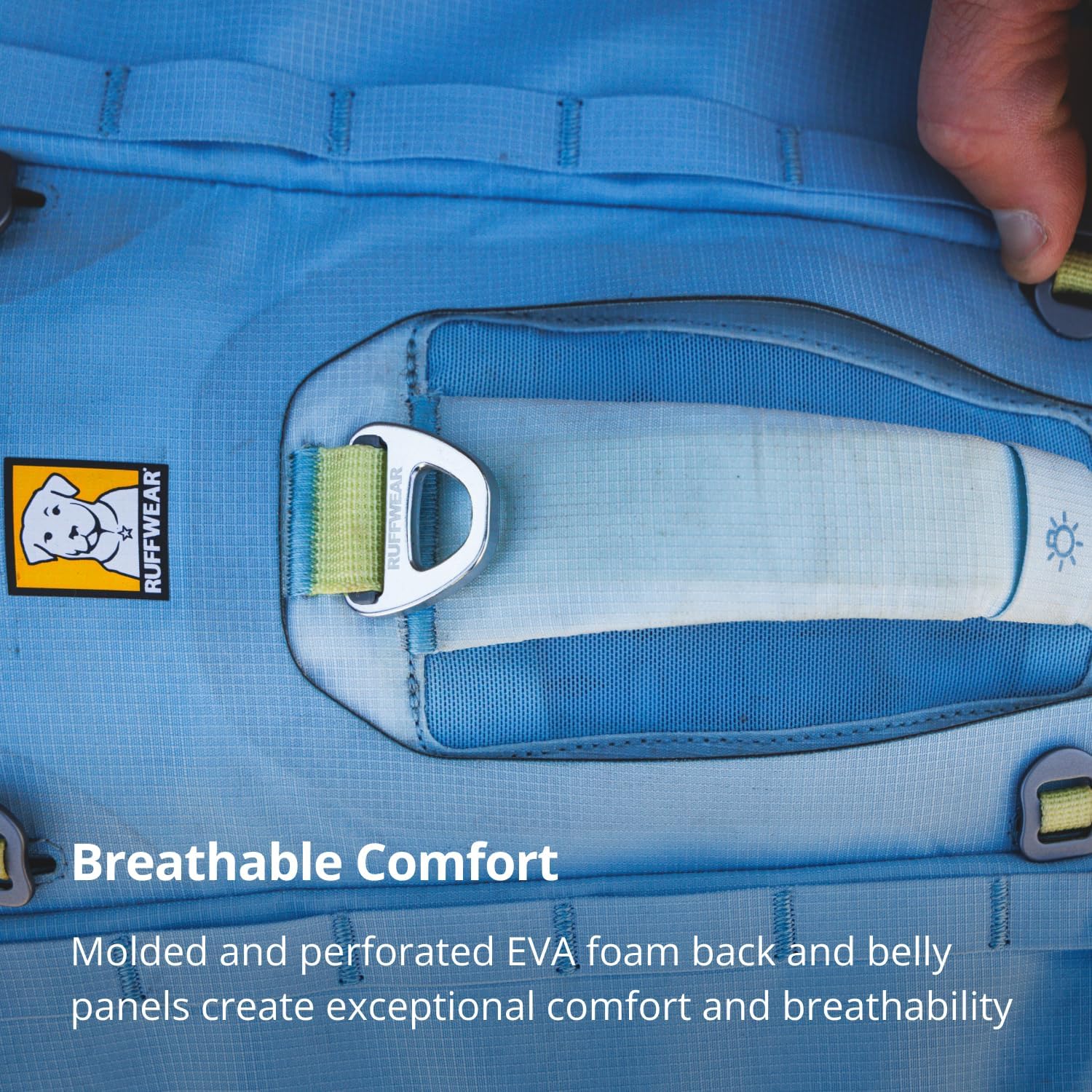 Ruffwear Palisades Pack close up of the padded lift handle and adjustable chest straps