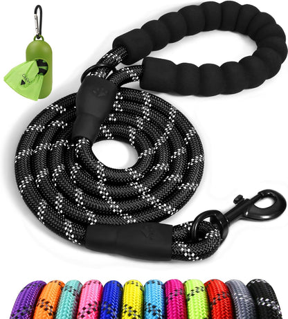 Taglory rope dog leash front view showing the premium black heavy duty climbing rope construction.