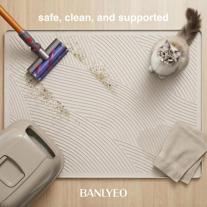 Odorless scatter control pet mat for multi cat households