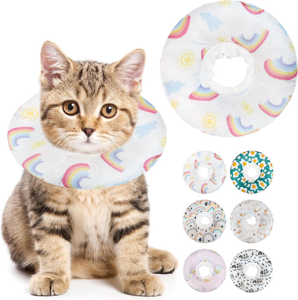 Maiiu comfortable e collar for cats showing flexibility and peripheral vision clearance.