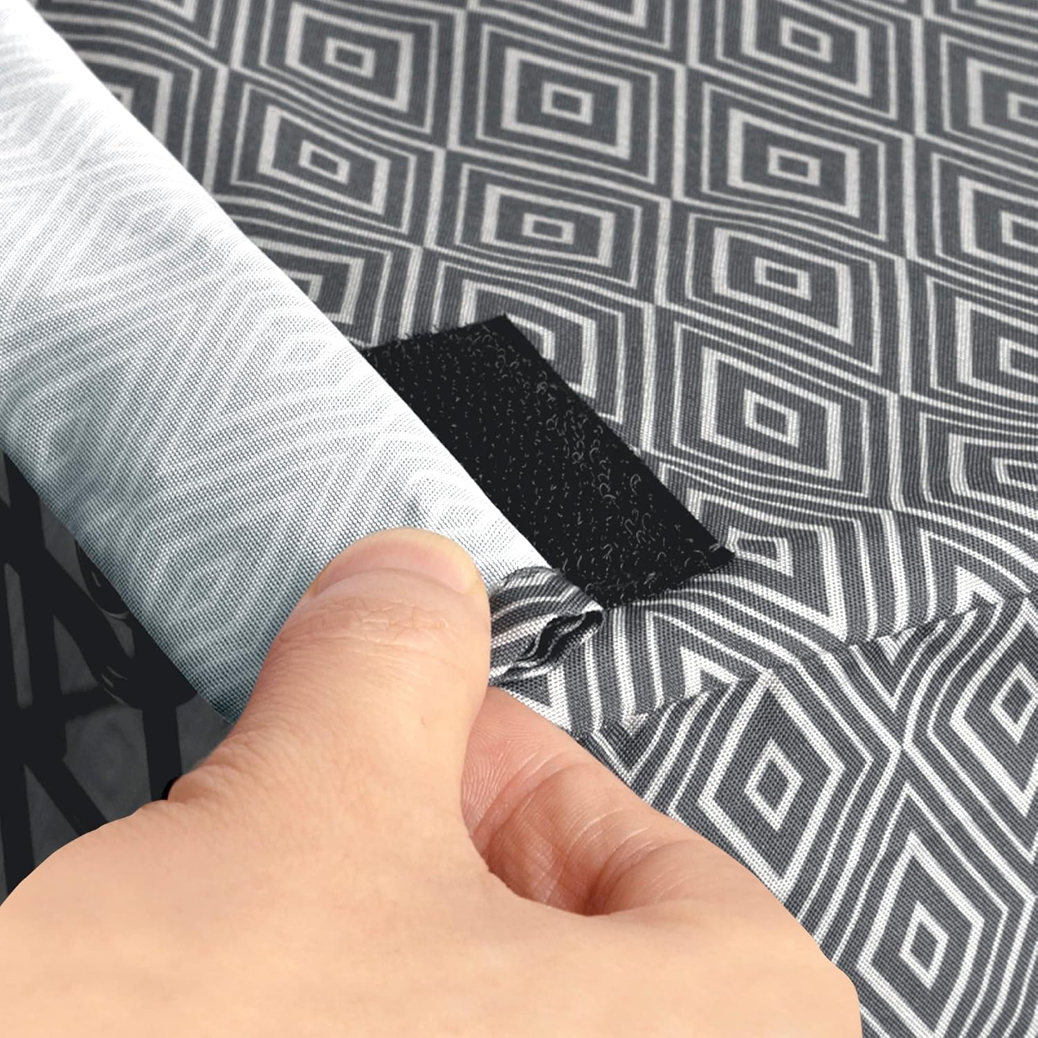 Pet Prime windproof and dustproof dog crate cover black color