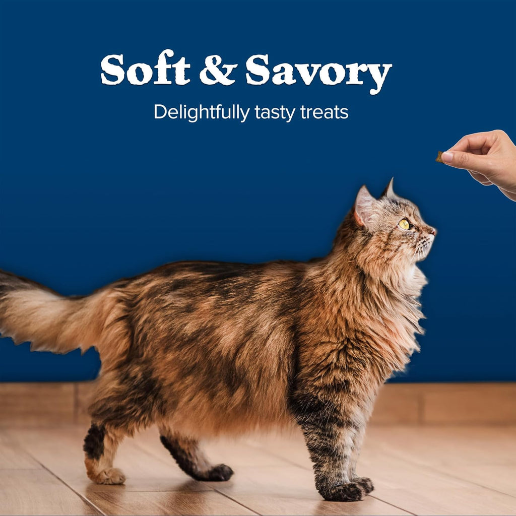Side profile of the Blue Buffalo Wilderness cat treats bag