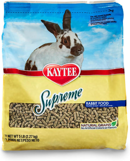 Kaytee Supreme rabbit feed pellets and grains texture