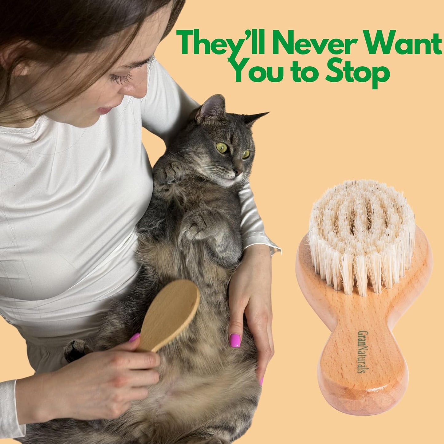 GranNaturals premium pet brush showcasing the compact design ideal for short-haired cats and kittens.