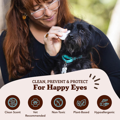 Gentle dog eye cleaning wipes with aloe vera and witch hazel texture close up