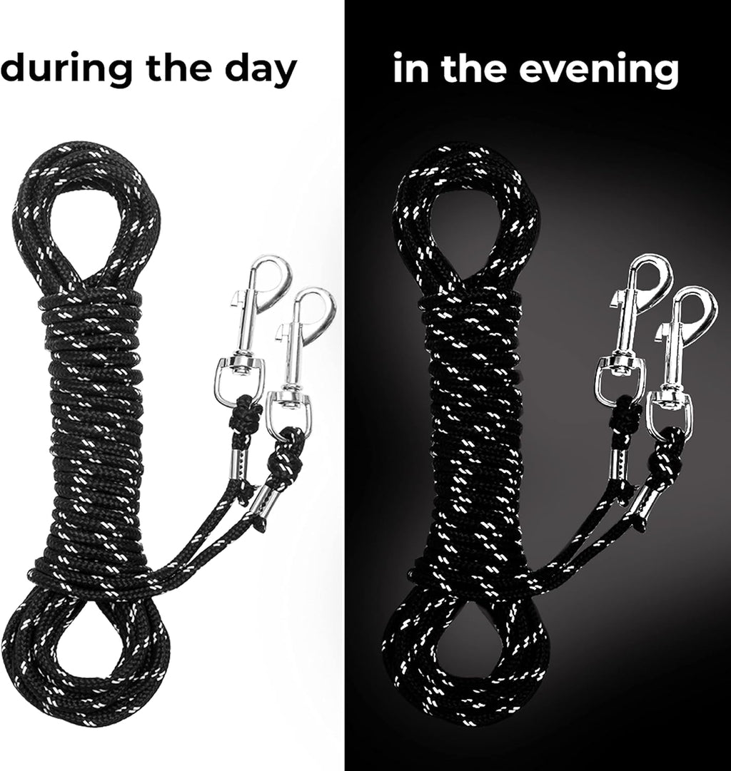 Close up view of the 360-degree swivel metal spring hook attached to the pet leash.