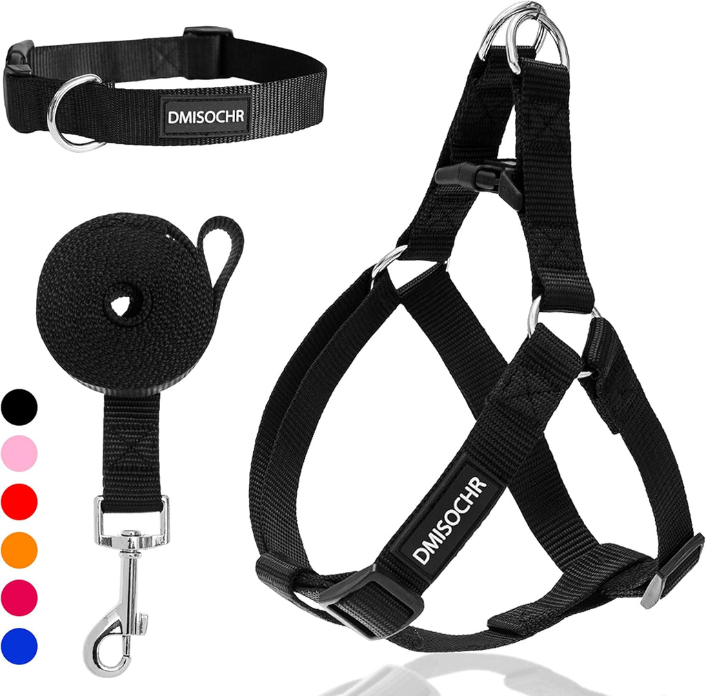 Dog wearing pink Ipravoci no pull harness outdoors