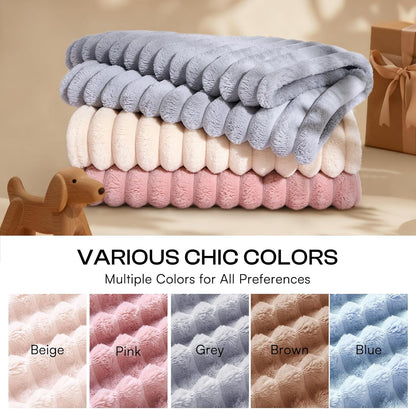 Close up view of the durable edge stitching on the LINENLUX small pet throw