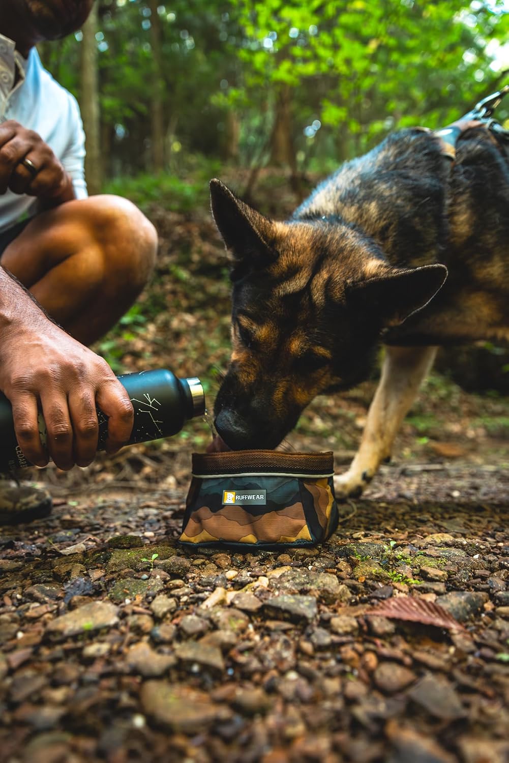 Waterproof lining inside the medium one liter fabric dog travel bowl
