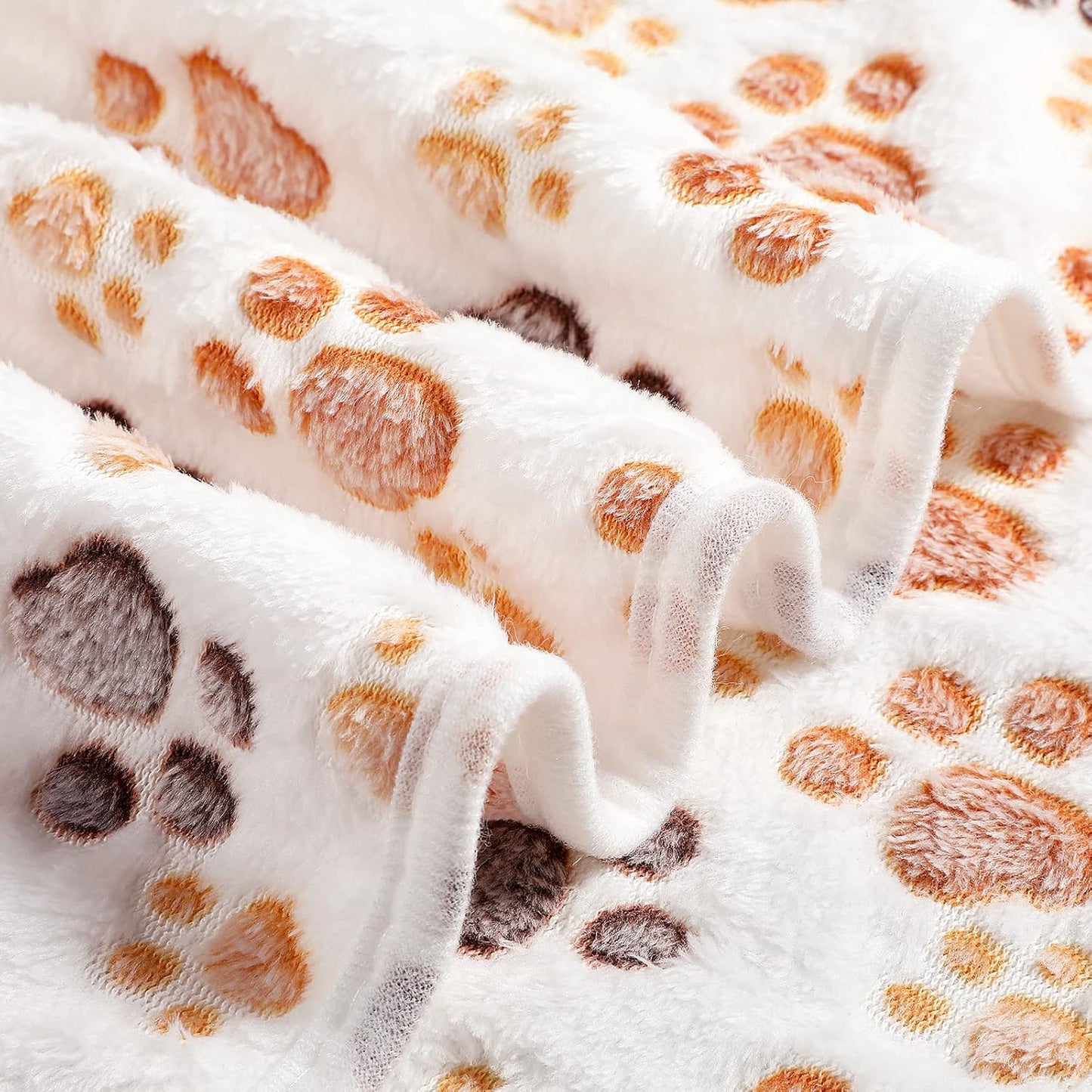 Close up view of the premium double sided fleece texture on Tegeme pet mats