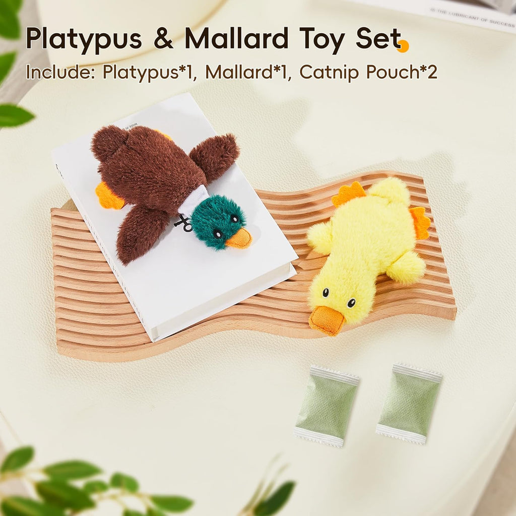 Durable plush texture of Potaroma cat toys