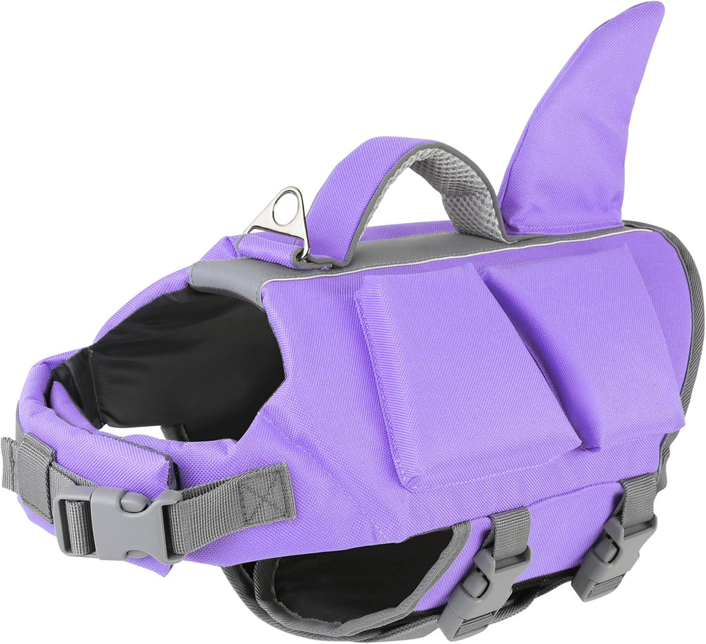 Dogcheer dog safety vest packaging showcasing product features and small size dimensions