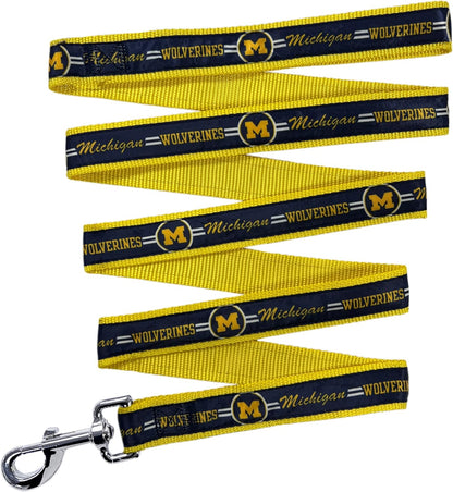 Full length view of Pets First Florida Gators dog leash