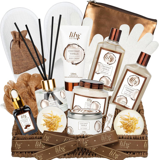 Lily Roy 17-piece coconut vanilla bath gift set front view