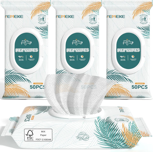 Femeke dog and cat wipes front packaging view showing hypoallergenic plant fiber branding.