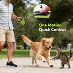Close up of 360-degree tangle-free swivel clip on Pecute leash