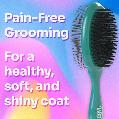 Wet Brush IntelliFlex soft bristles for dog and cat grooming