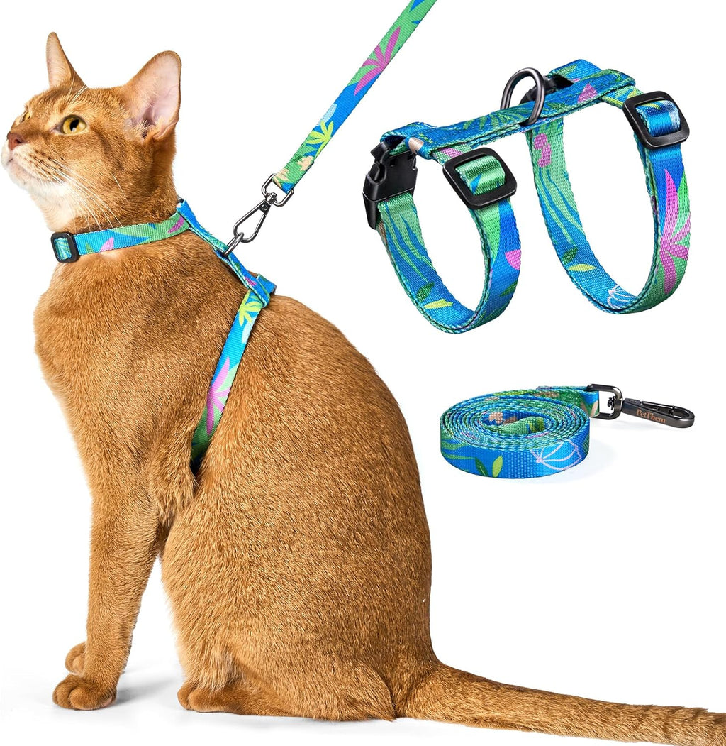 PetThem cat harness and leash set in Hawaii Green color front view