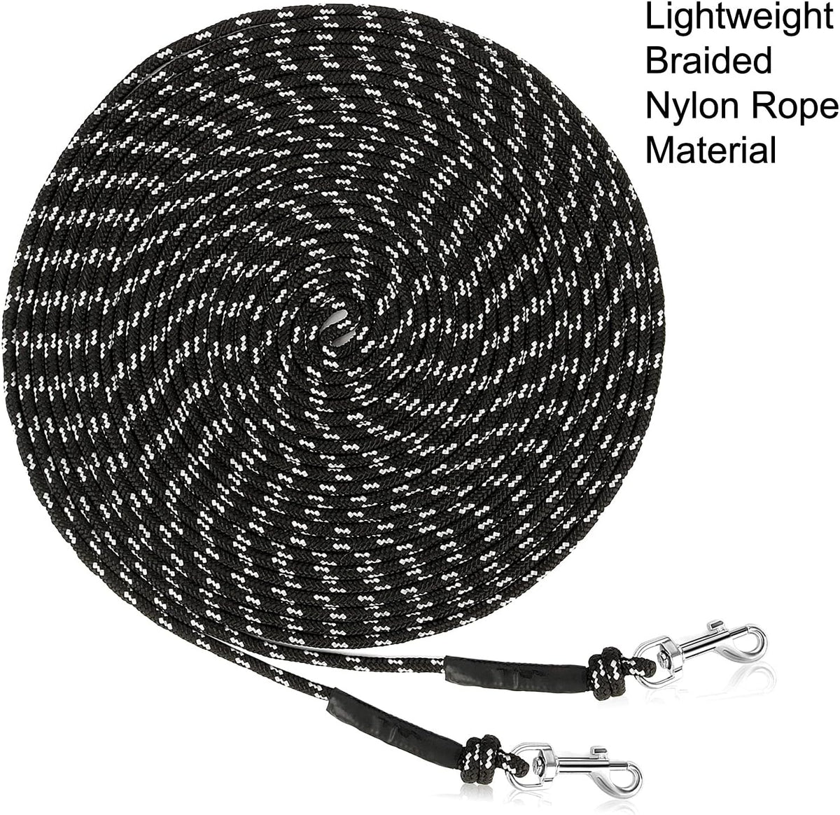 Close up of Rypet cat leash metal swivel clasp