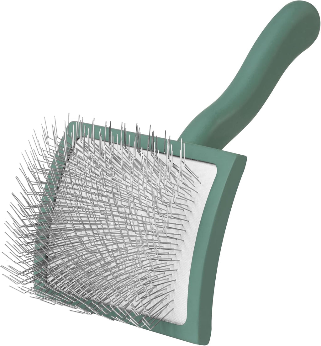Side profile of Freshly Bailey large brush highlighting pin length and cushion