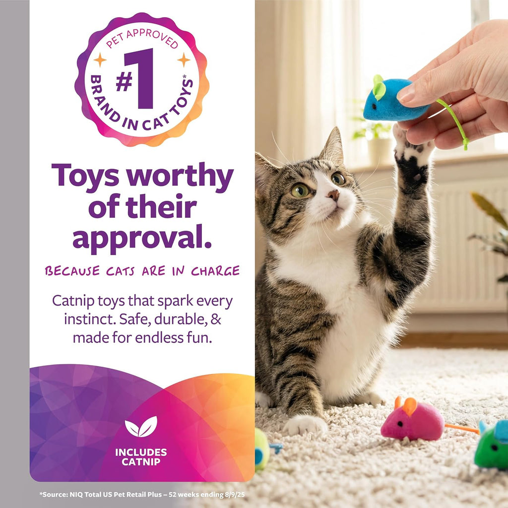 SmartyKat Skitter Critters plush mouse cat toy close up highlighting the soft texture and rope tail.