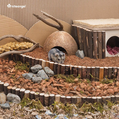 Small hamster digging in Niteangel natural coco and cork litter