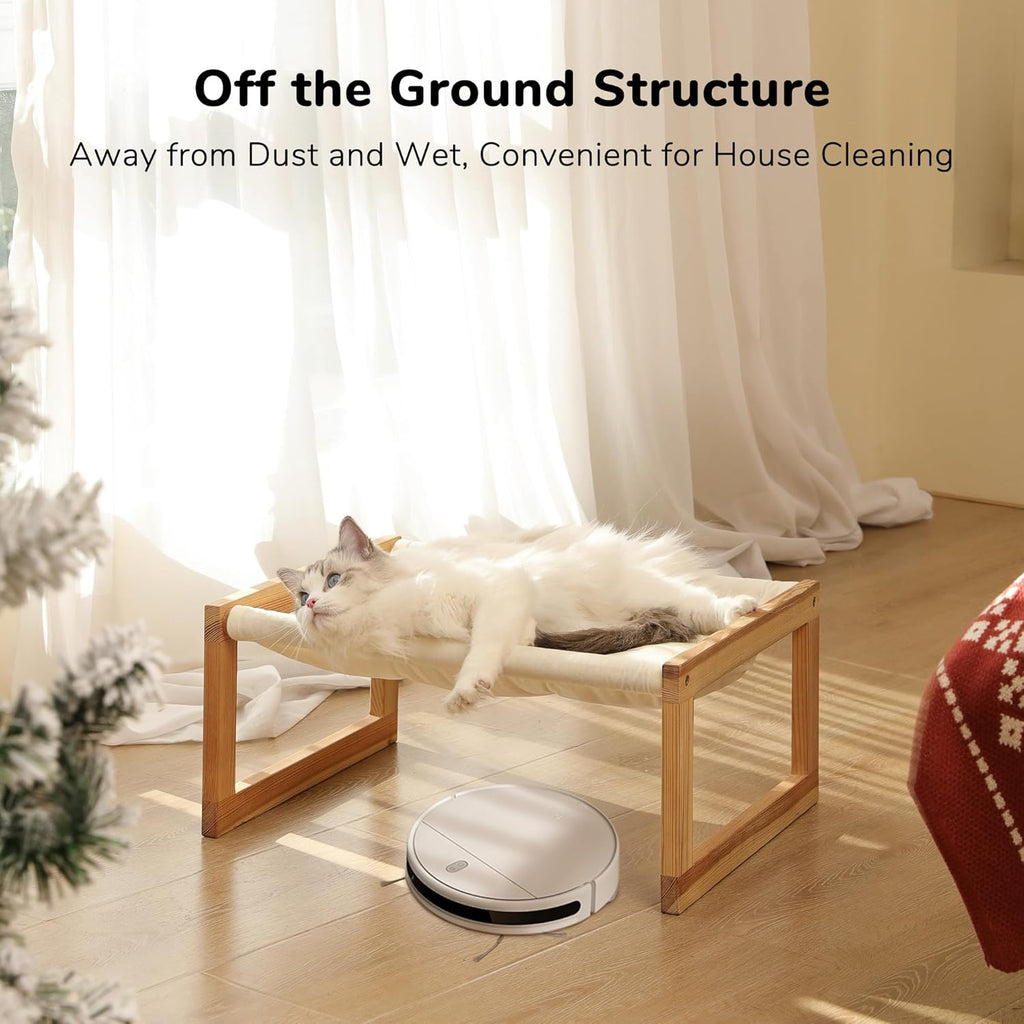 Small dog sleeping on Fukumaru raised pet hammock