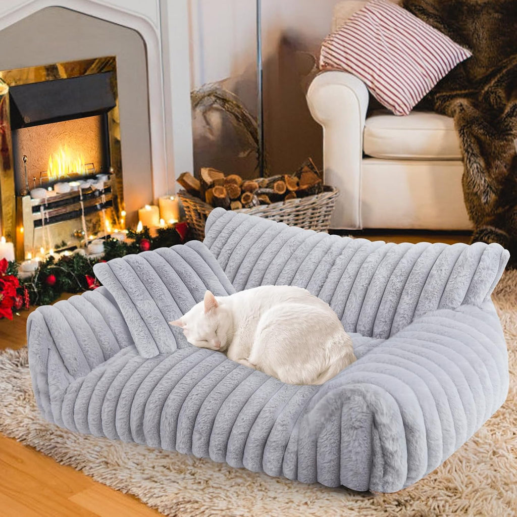 Wn's Day grey cat couch bed front view
