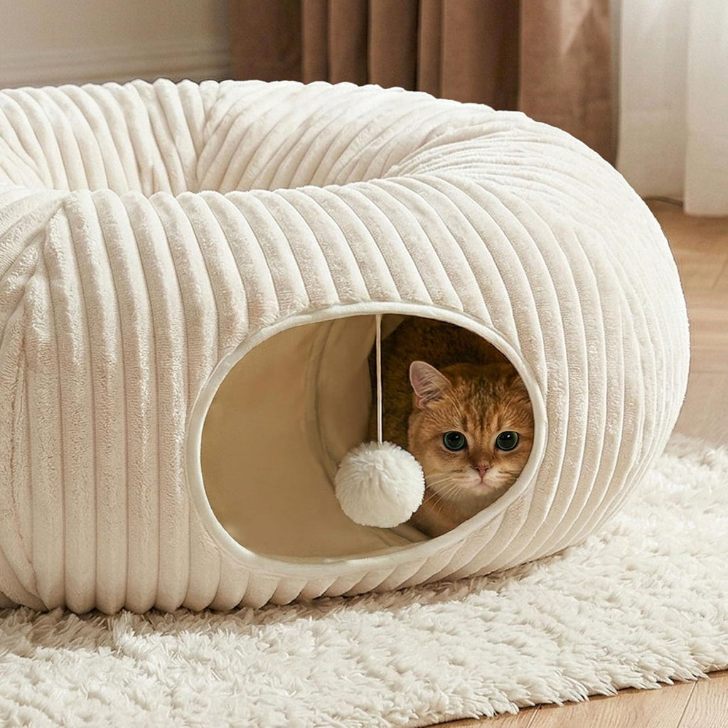 Indoor kitten resting inside the machine washable soft polypropylene cotton central bed mat