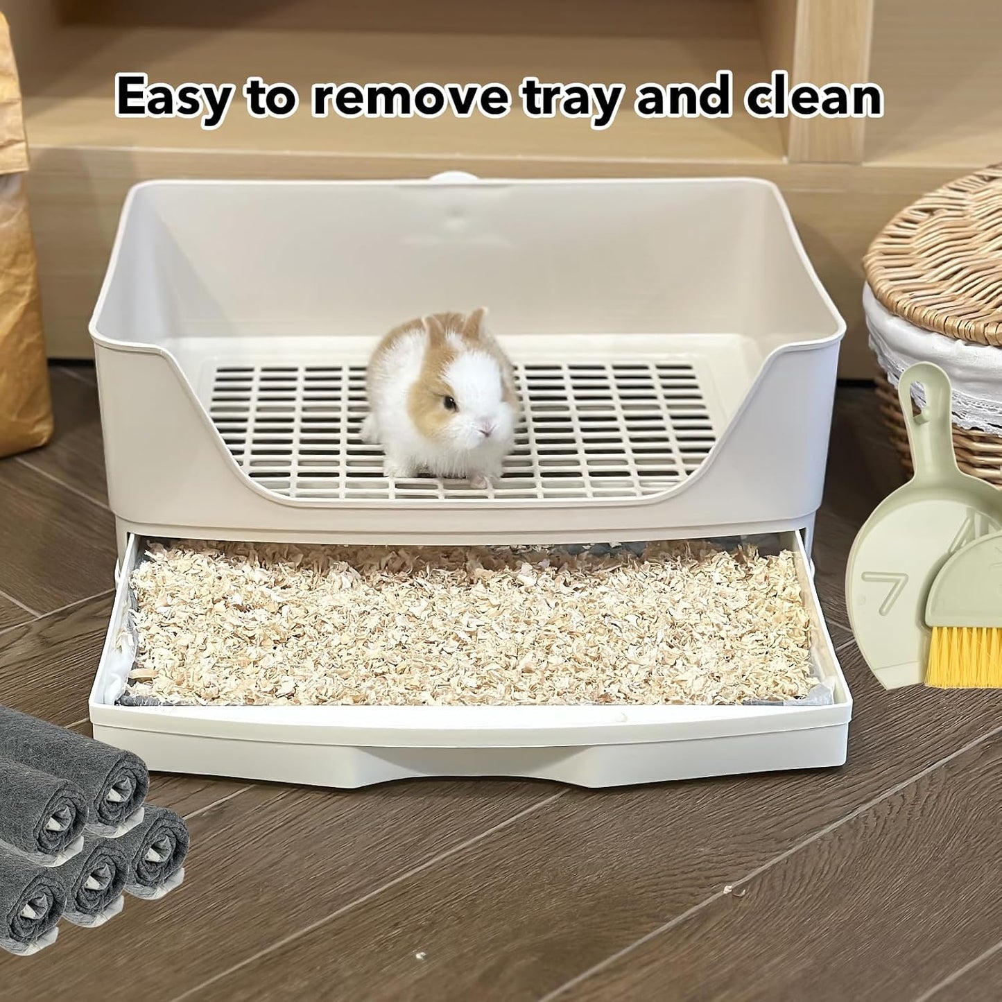 Top view of Rubyhome white rabbit potty trainer