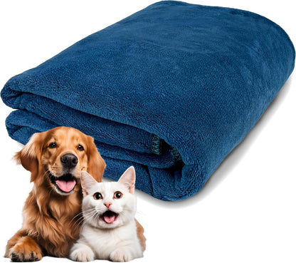 Authentic USA imported large pet towel texture demonstration highlighting the durable lint free design.
