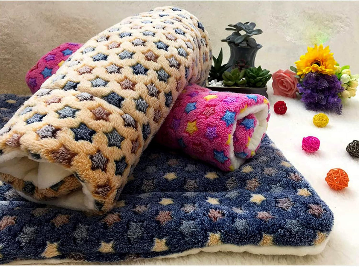 Close up texture of the ultra soft plush interior lining of the FJWYSANGU pet mat