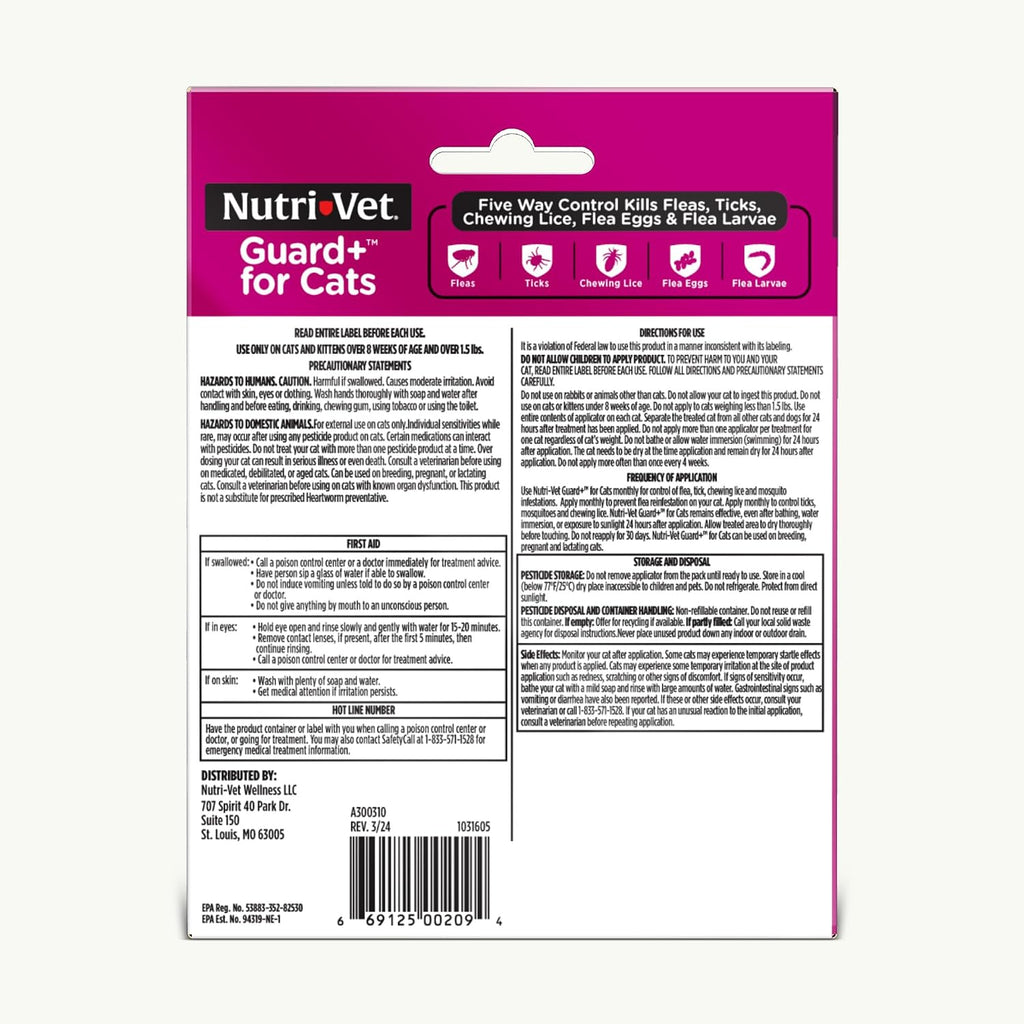Safe application zone demonstration between the shoulder blades for cat flea drops