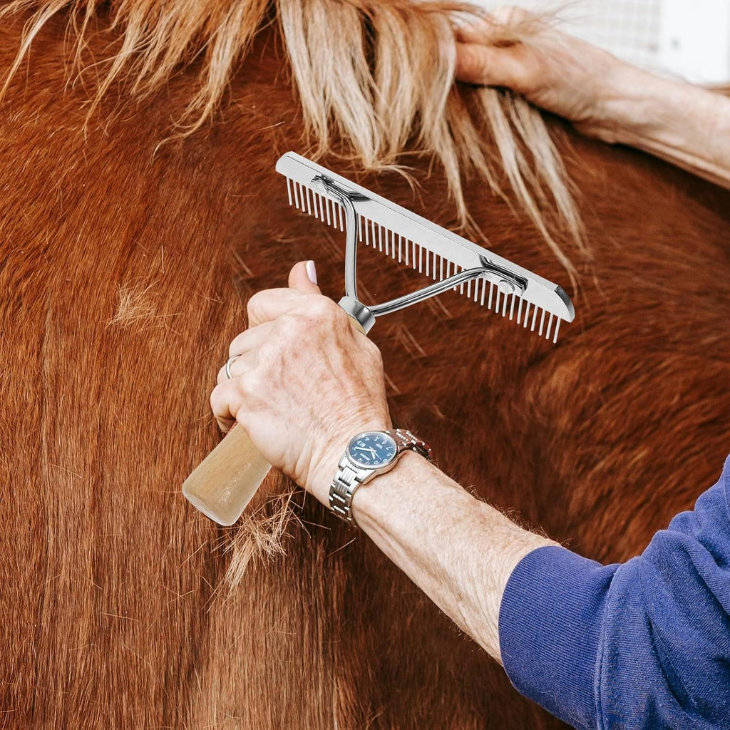 Side angle of Angoily livestock grooming brush metal pins