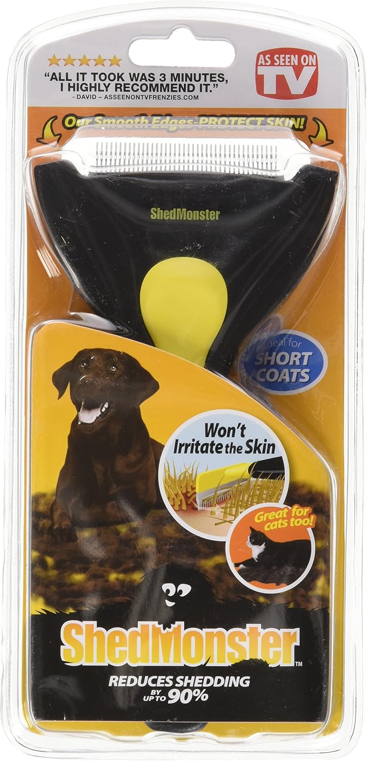 Kerbl Oster ShedMonster pet grooming tool ergonomic handle close up