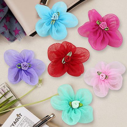 UBQUBQ pet flower charms attached to a small puppy collar for grooming styling