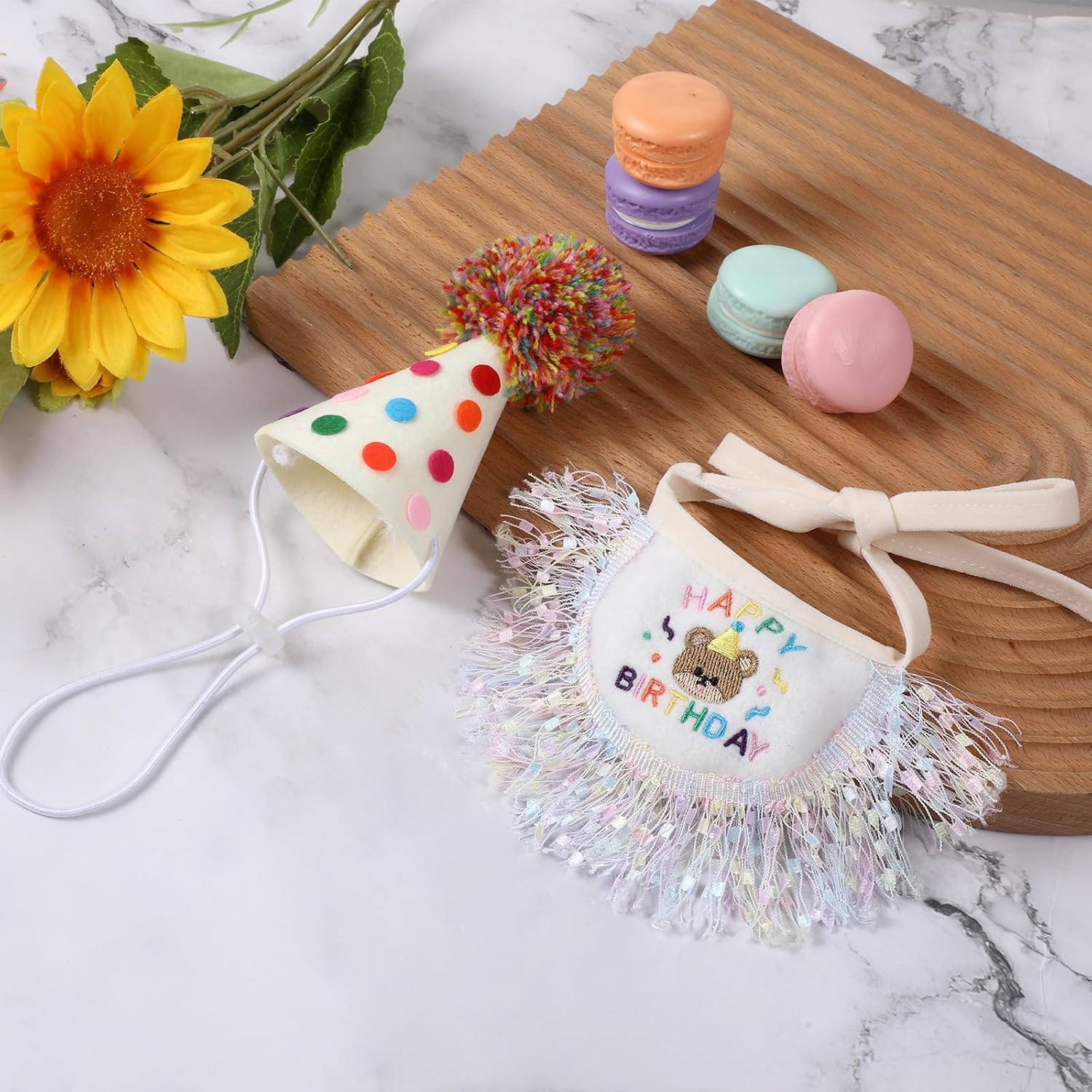 Adjustable cat birthday outfit for small pets