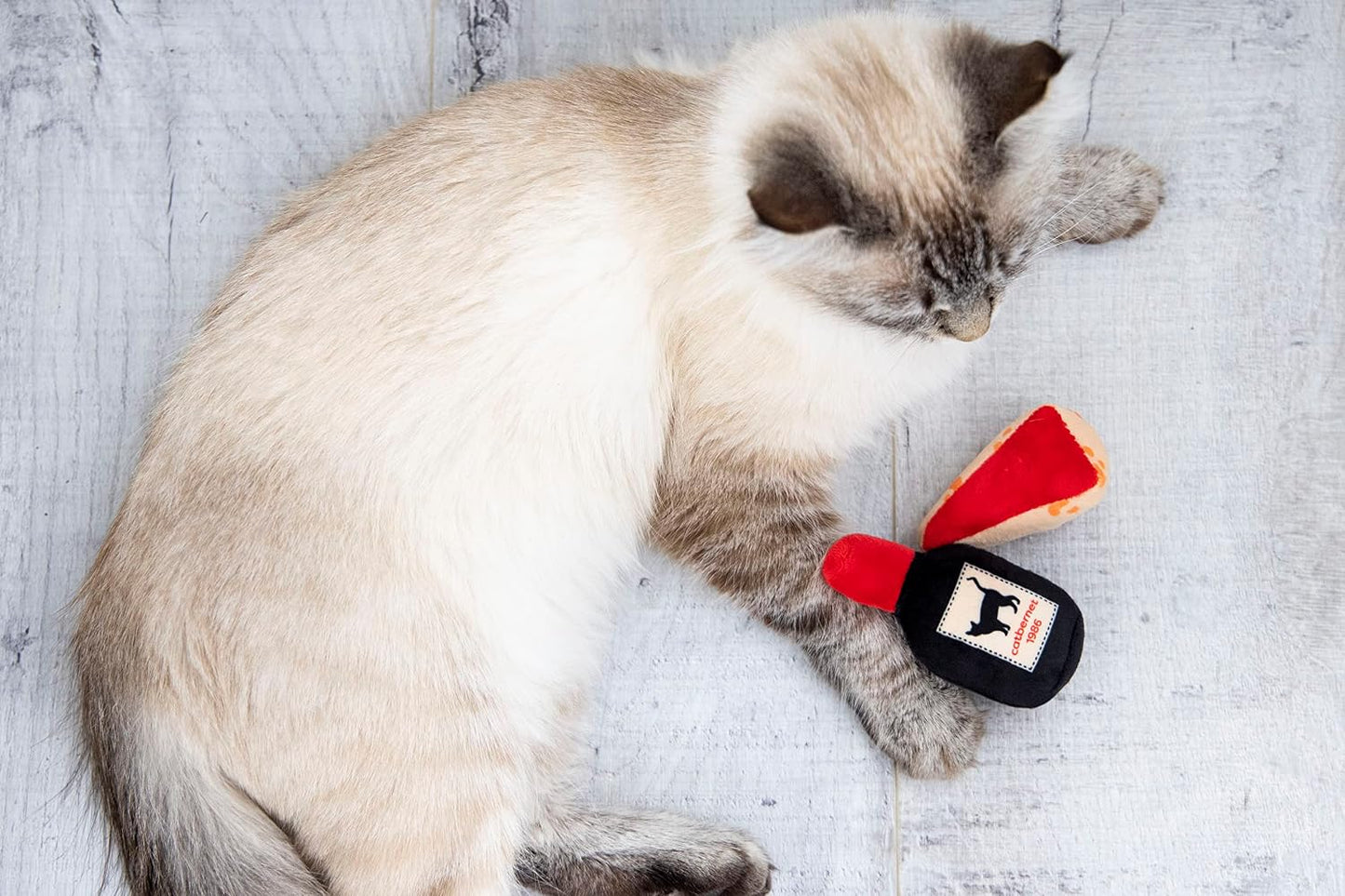Pearhead Pet Valentine's Day themed plush cat toys close up details