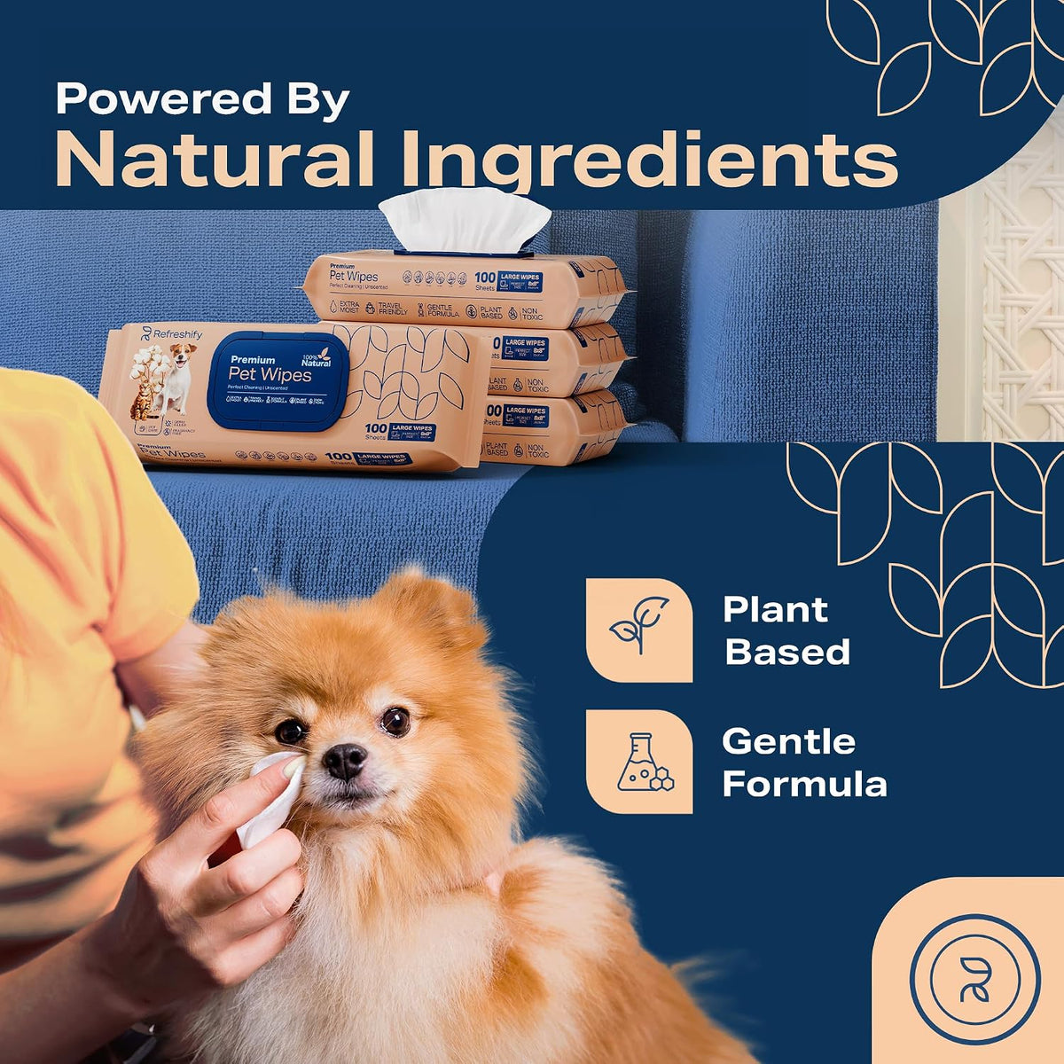 Hypoallergenic cat and dog grooming wipes with aloe vera and vitamin e.