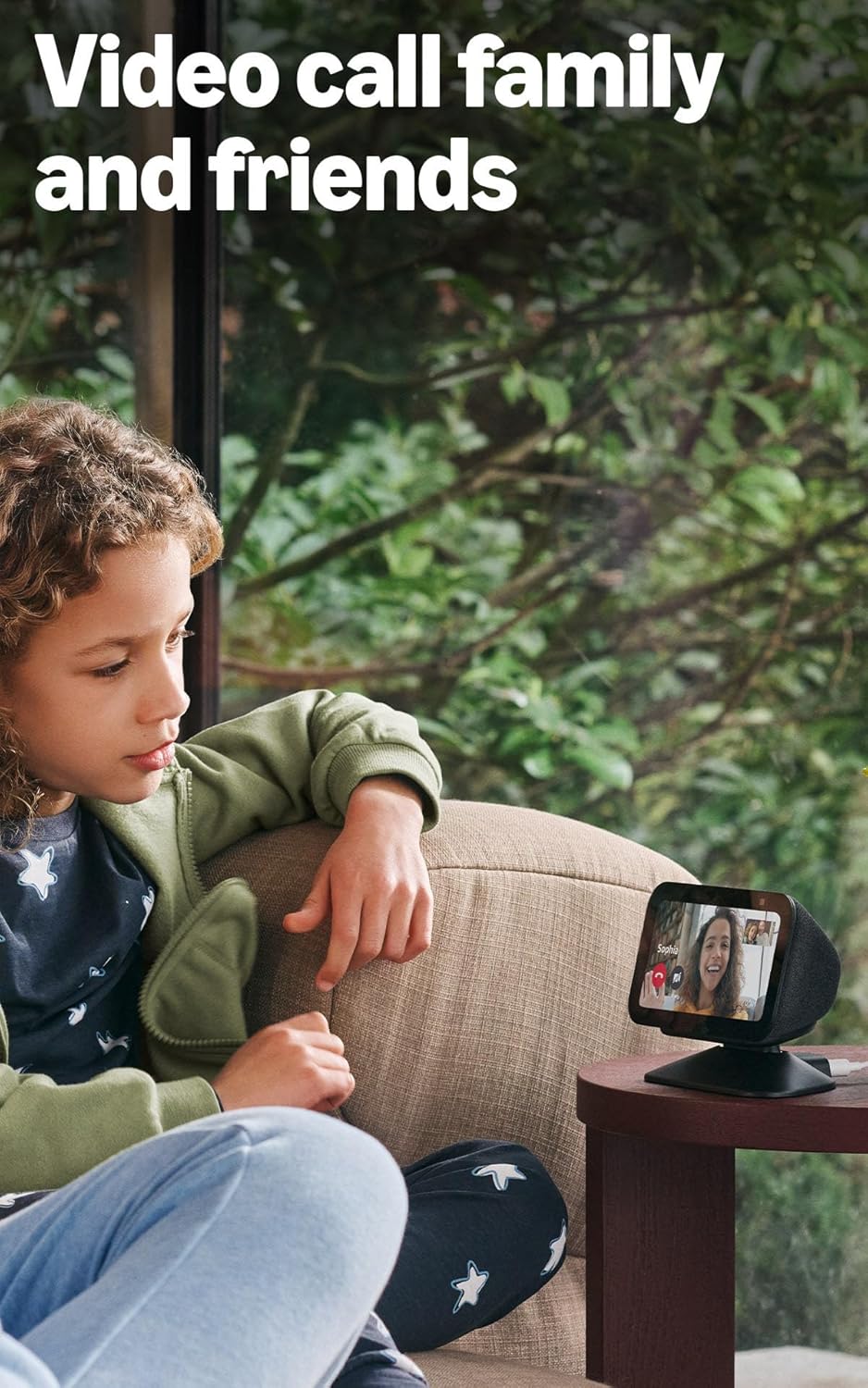 Voice controlled assistant display with clear sound audio