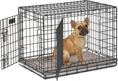 Durable zipper closure detail on the MidWest Homes for Pets pan cover