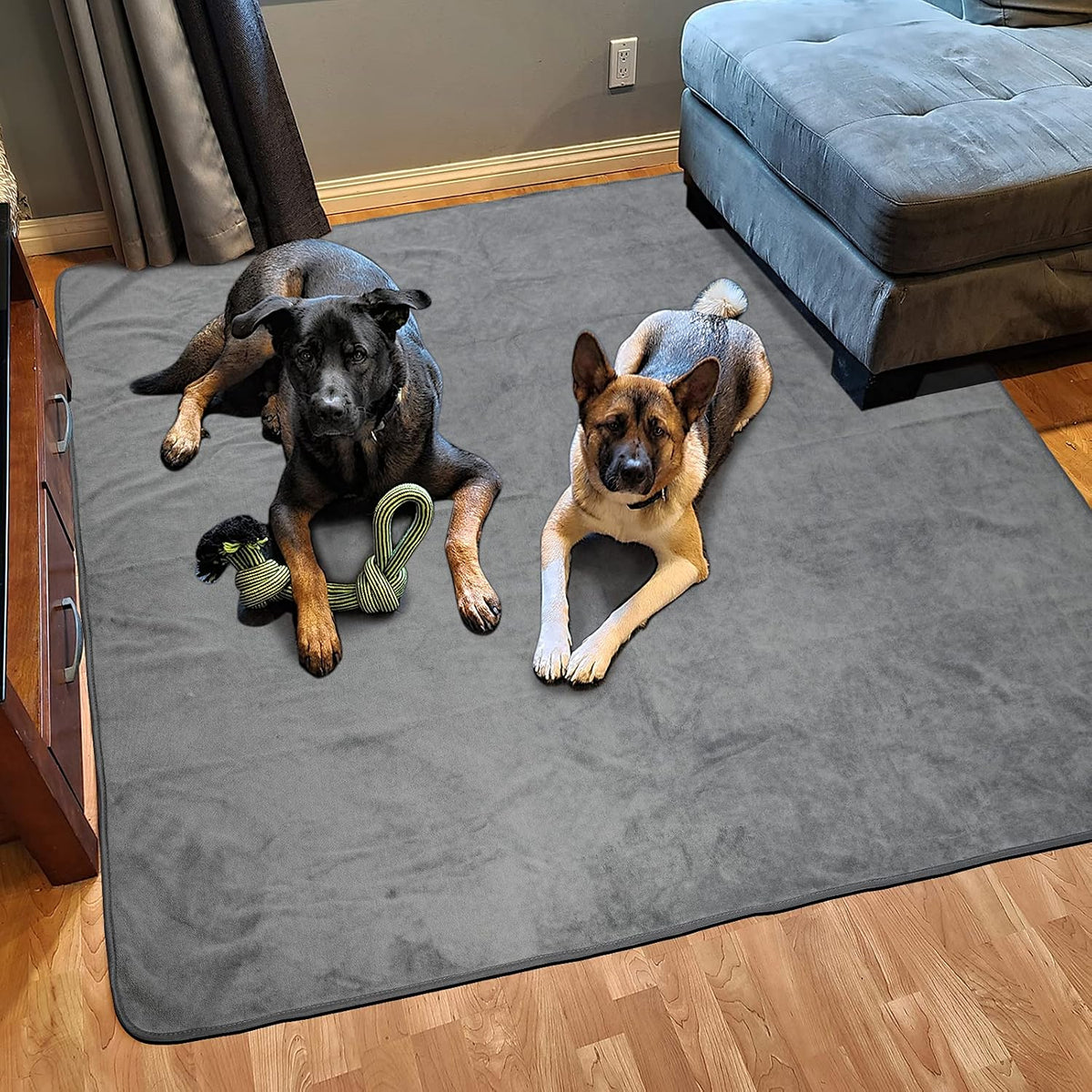 Comparison of Pick For Life extra large pad size in playpen
