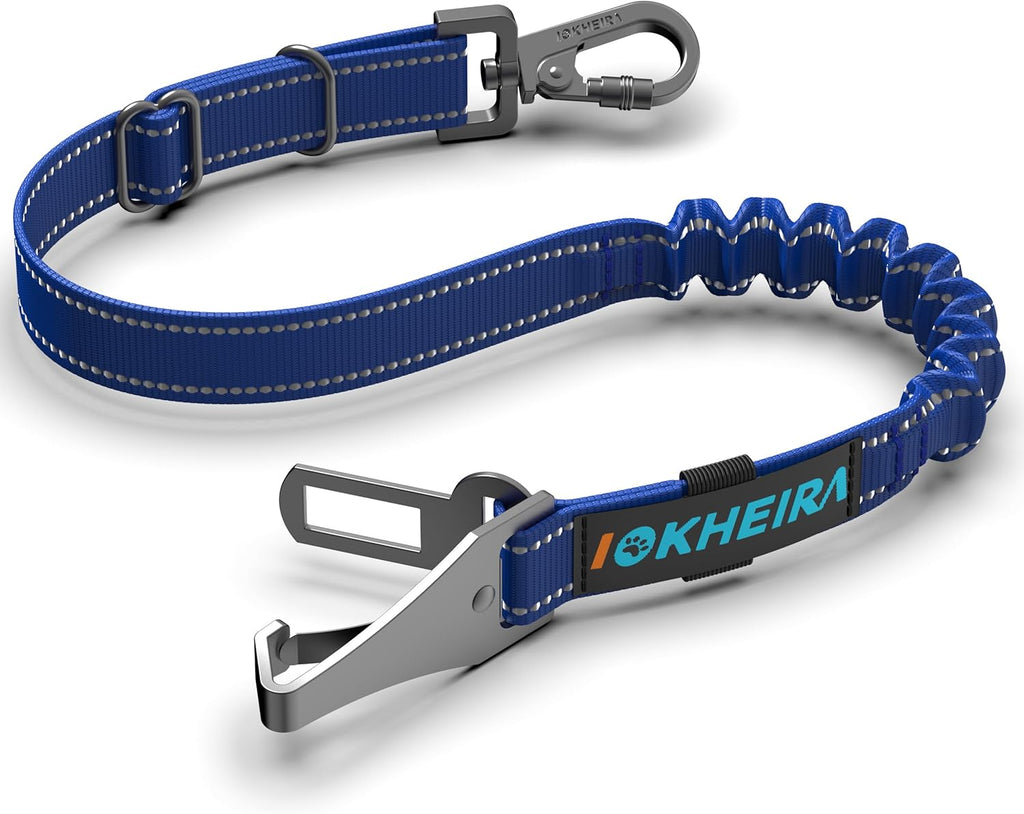 Dog safely secured in car with Iokheira harness