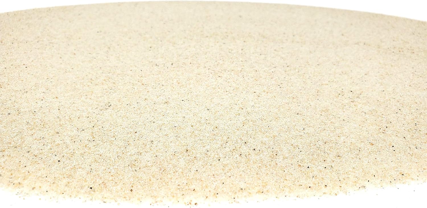Beige colored natural sand for reptile terrariums
