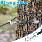 Scirokko cat leash showing reflective stitching shining under low light.