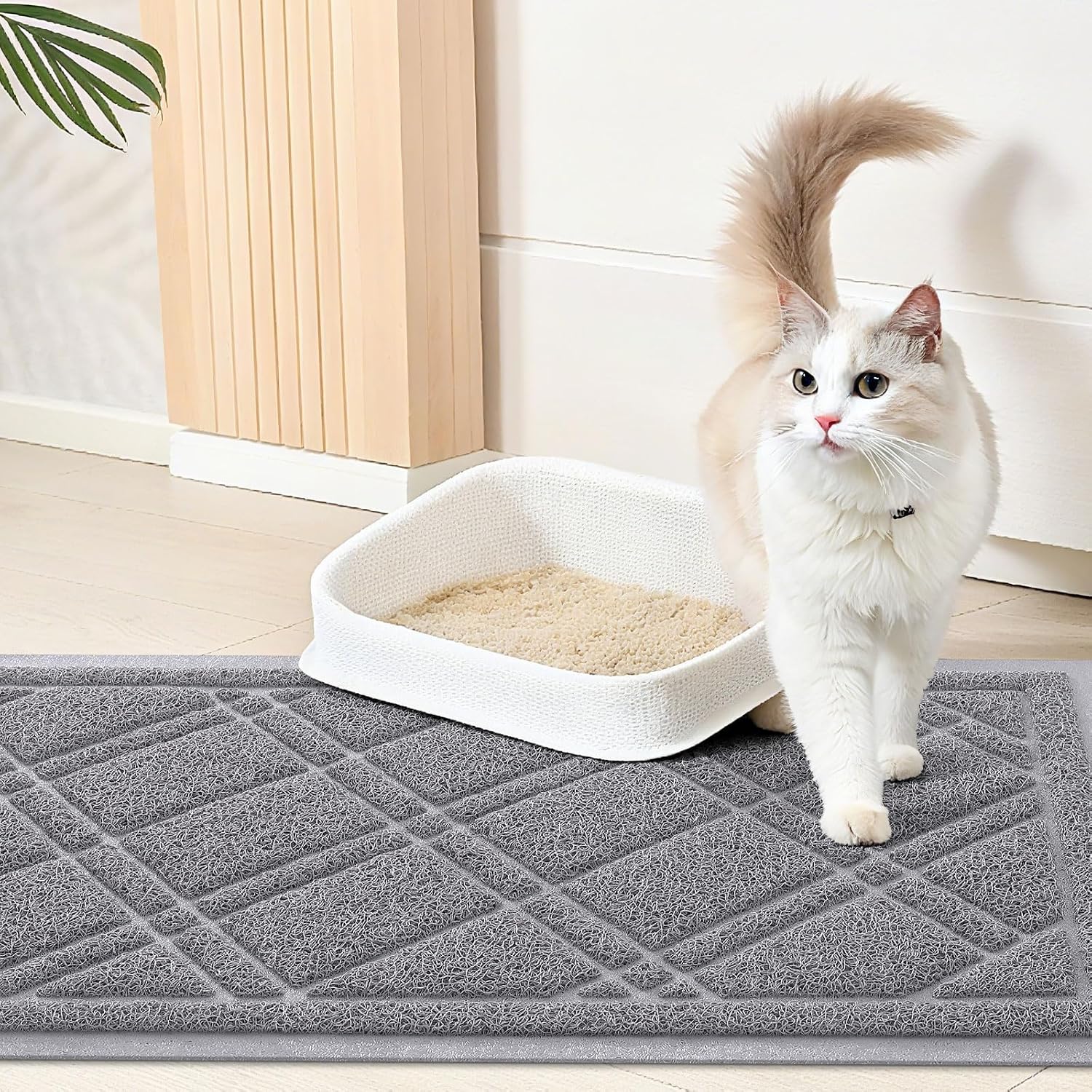 Smiry grey cat litter trapping mat showing flexible soft mesh texture